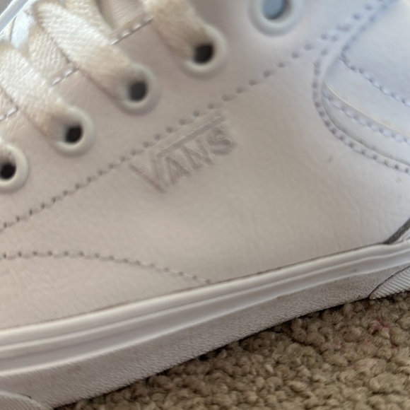 Women’s white leather Vans sneakers - Picture 2 of 5